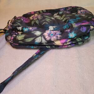 lug | Bags | Lug Signature Scoop Crossbodyhand Held Bag Purse Black ...